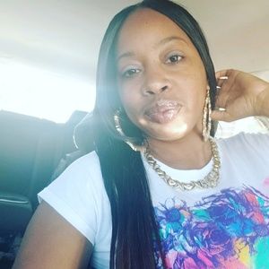 Meet your Posher, Lanisha